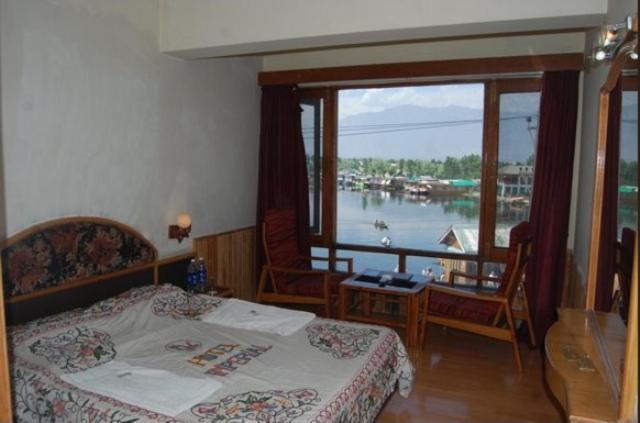 Hotel Imperial Lake View Srīnagar Chambre photo