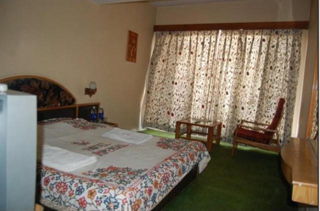 Hotel Imperial Lake View Srīnagar Chambre photo