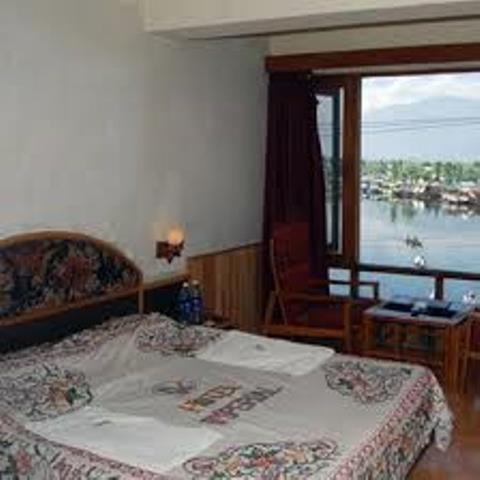 Hotel Imperial Lake View Srīnagar Extérieur photo